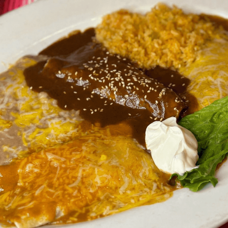 Savor Your Lunch with Us